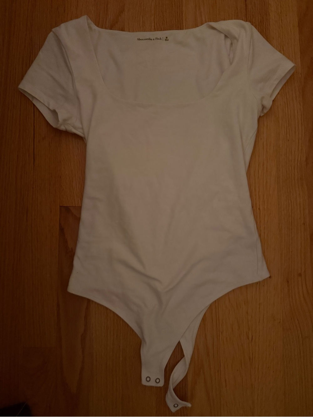 Abercrombie & Fitch White ' Short Sleeve Bodysuit